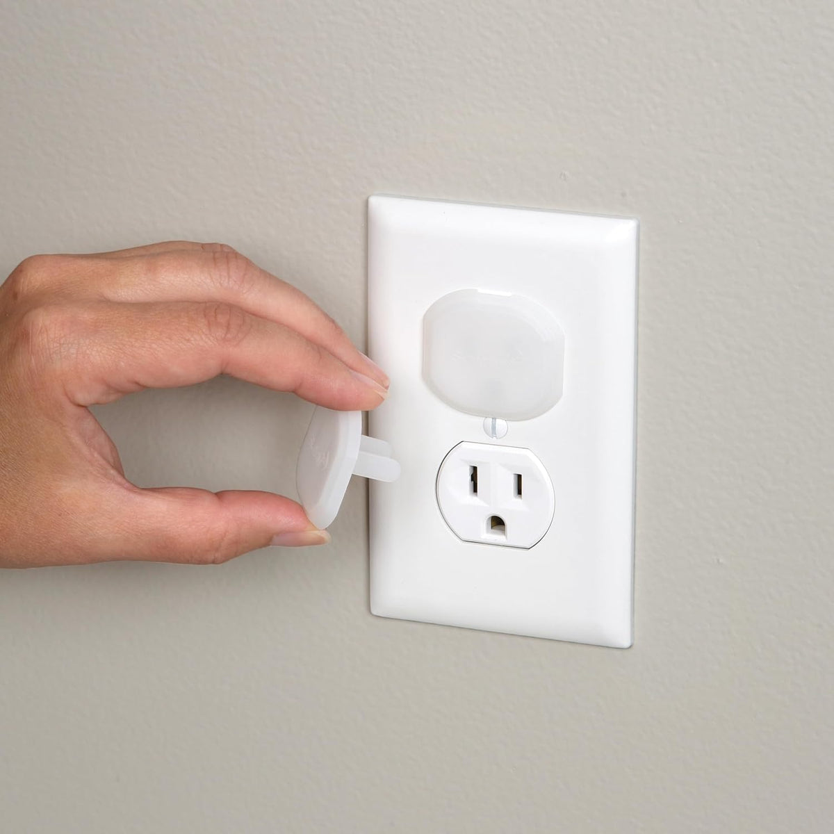 Safety 1st Electrical Outlet Baby Proof Covers, Secure Outlet Plugs, Baby Proofing, 36 Count Jansha Store
