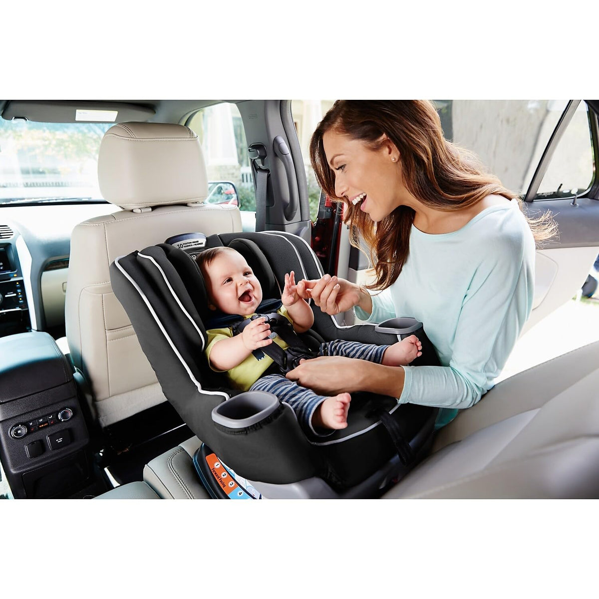 Graco Extend2Fit 2-in-1 Convertible Car Seat, Gotham Jansha Store