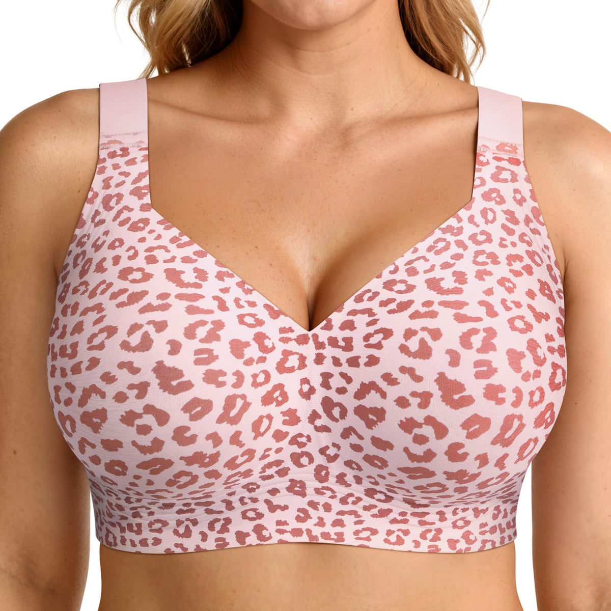 Wireless jelly bra in mint green with push-up shaping and smooth finish