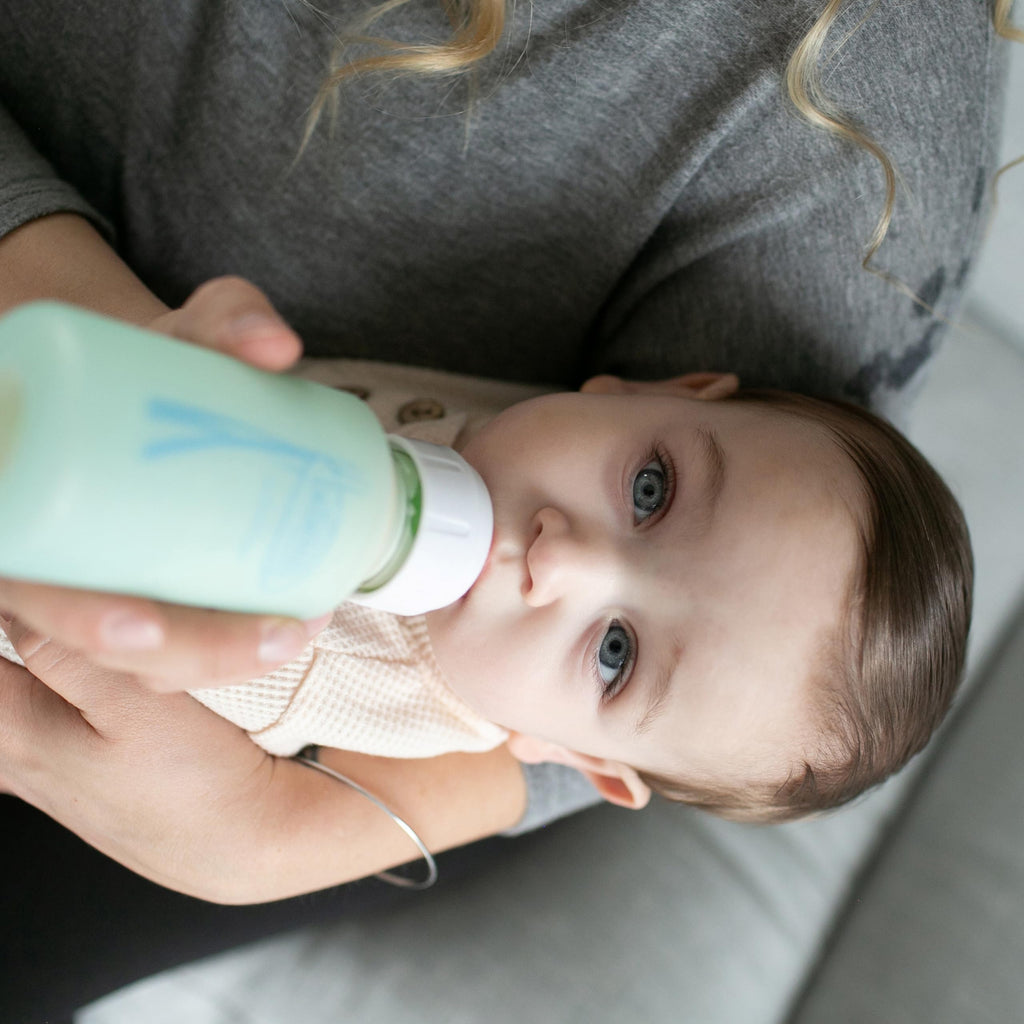 Dr. Brown's Anti-Colic Options+ Narrow Glass Baby Bottle, 8 oz/250 mL, with Level 1 Slow Flow Nipple, BPA-Free, 0m+, 1 Pack Jansha Store
