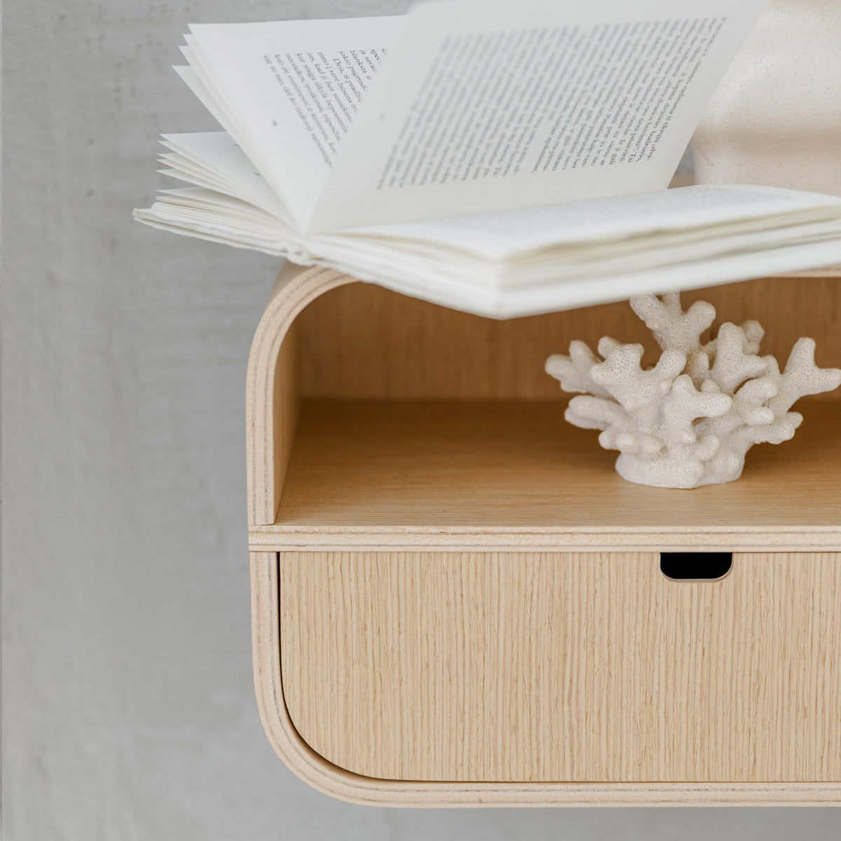 Floating Nightstand with Drawer, Minimalist Wall Mounted Oak Bedside Table Valiai